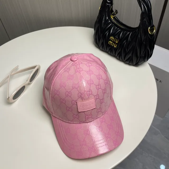 古驰 GG Monogram 粉色涂层棒球帽 6