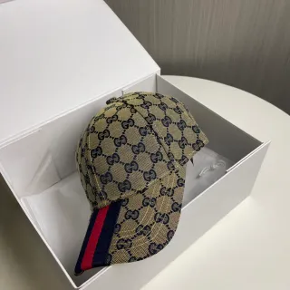 Gucci GG Supreme Monogram 米色 海军 网 条纹 棒球帽