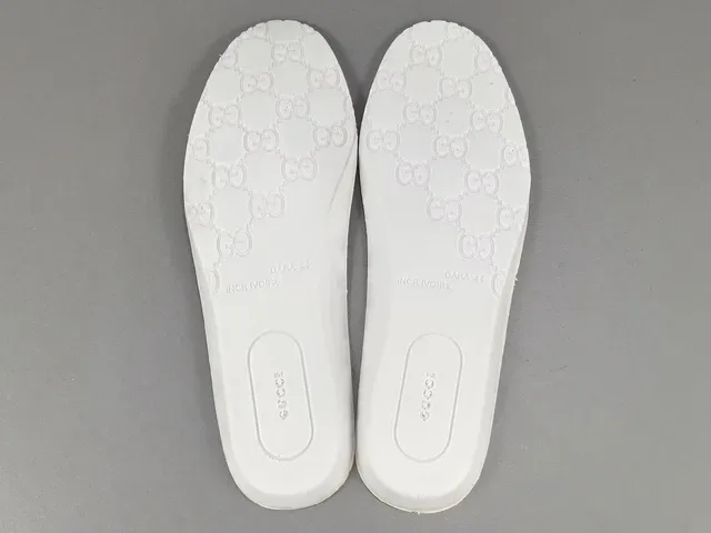 Gucci 灰色海军蓝低帮混合材质生活方式运动鞋 3