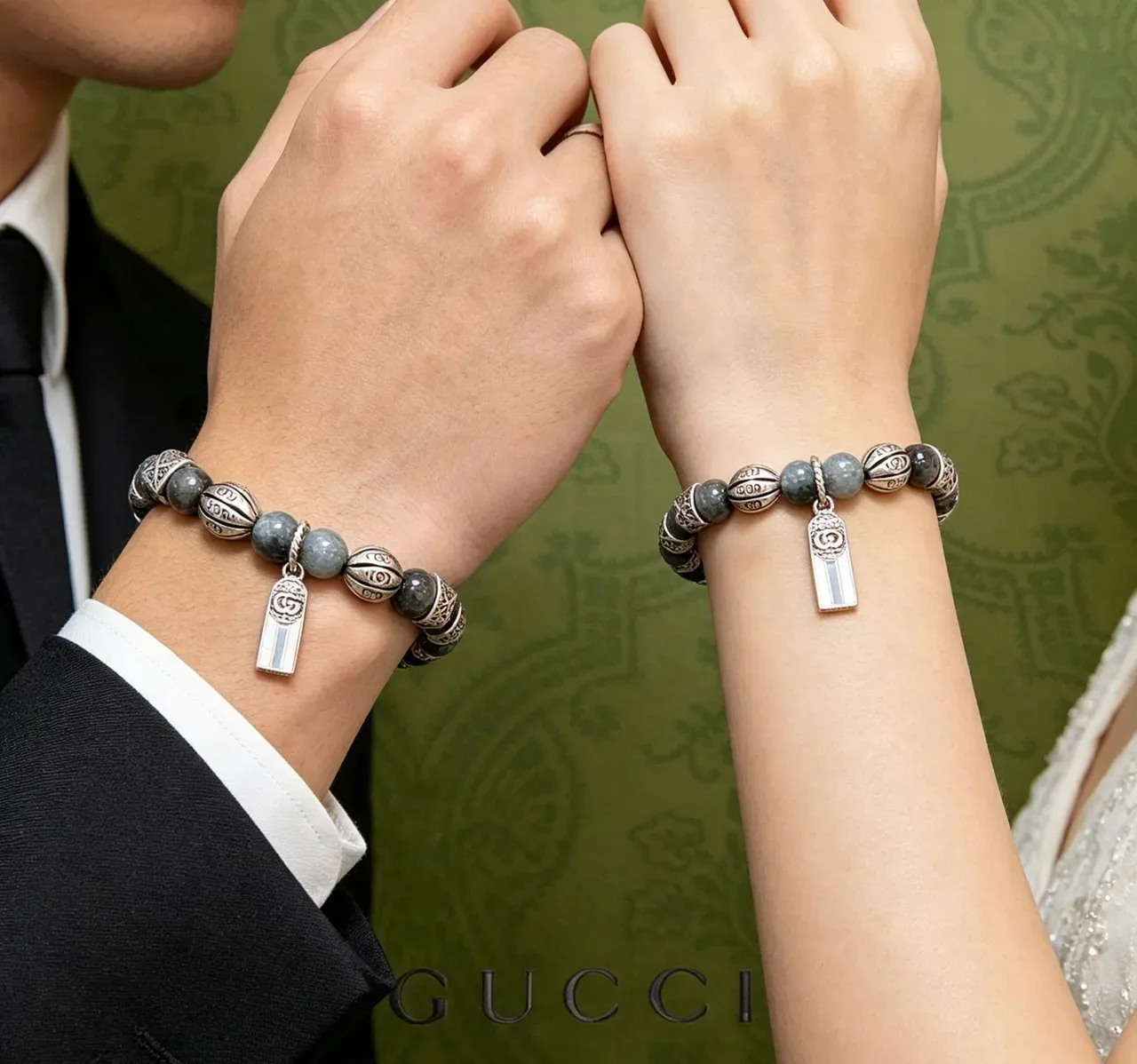 Gucci Bracelete Cinza e Prata com Contas de Metal e Pedra 5