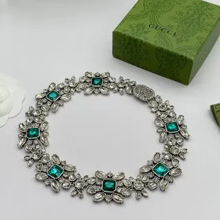 Gucci Colar Verde Prata Floral-Cluster Pedras Corte Esmeralda