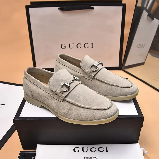 Gucci Horsebit 1955 米色麂皮乐福鞋 4