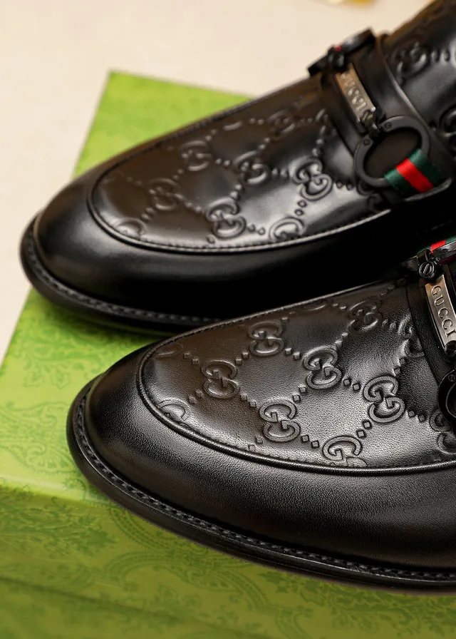 Gucci Horsebit 1955 embossé GG mocassins en cuir noir 6