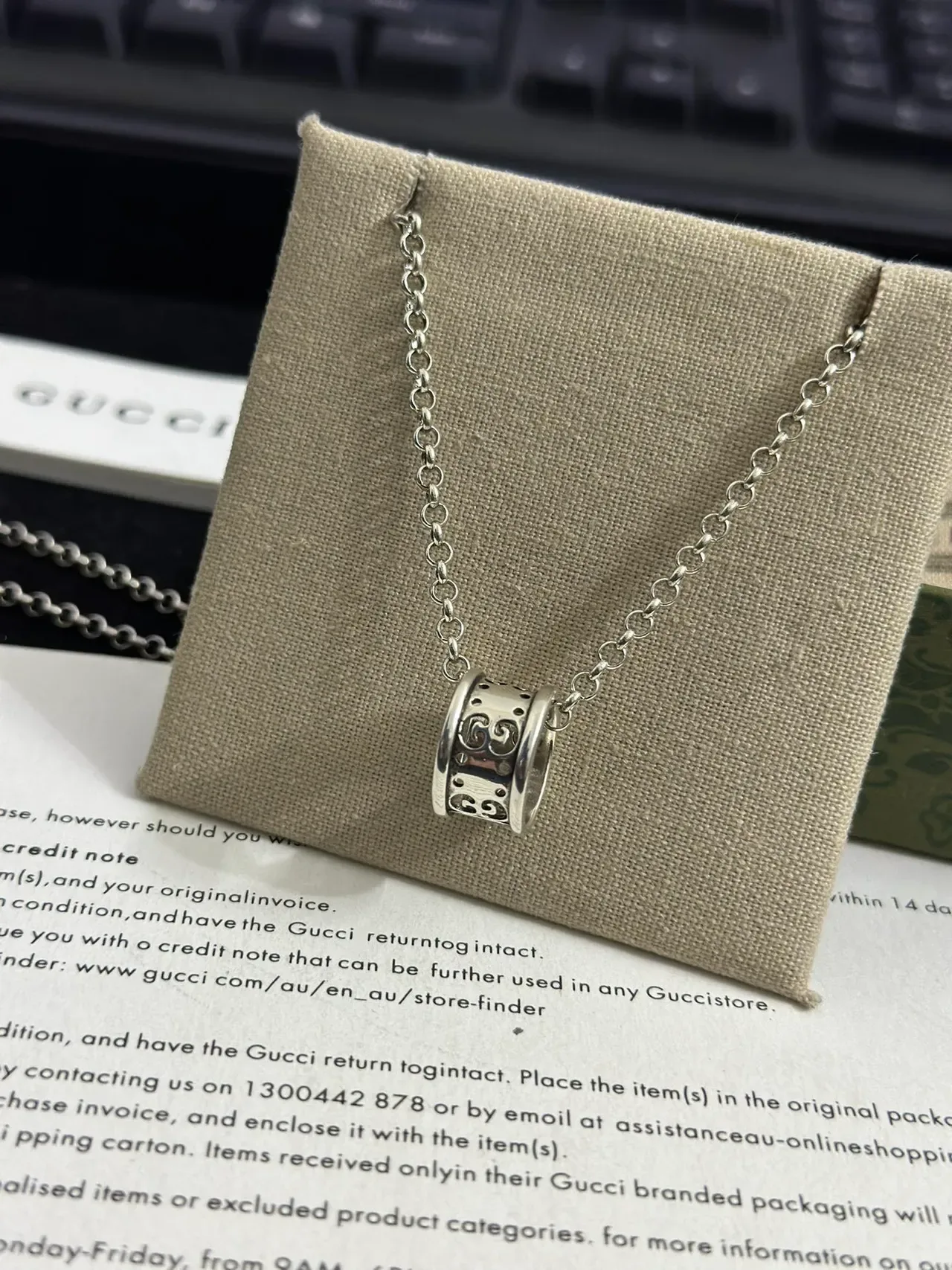 Gucci Interlocking G Cylindrical Pendant Silver Necklace 3