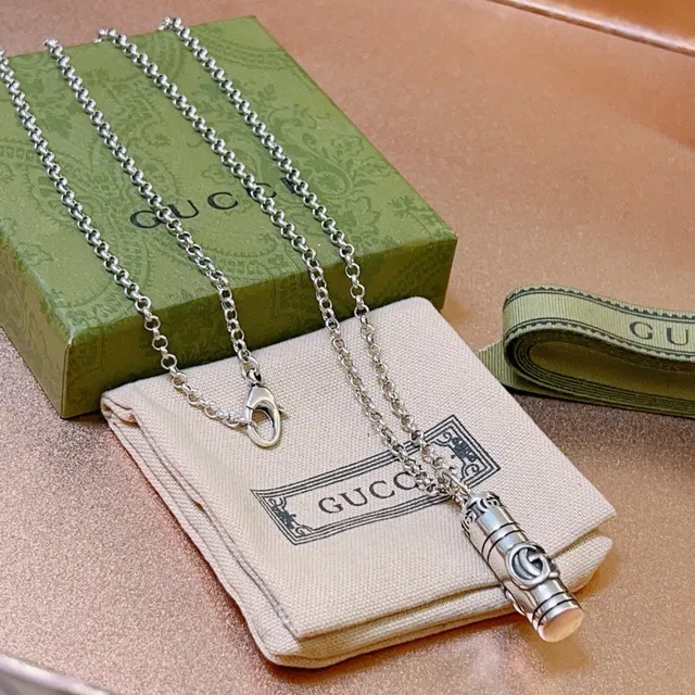 Gucci Interlocking G Cylindrical Pendant Silver Necklace 7