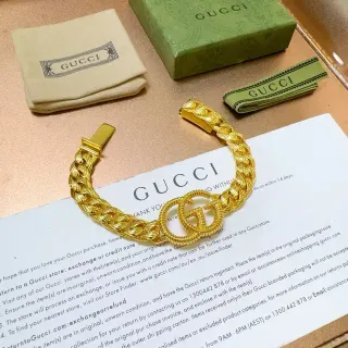 Gucci Interlocking G سوار كيرب لينك ذهبي