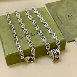 Gucci Interlocking G-Link খোদাই করা সিলভার টোন হার