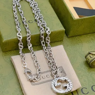 Gucci Interlocking G Pendant সিলভার-টোন চেইন নেকলেস