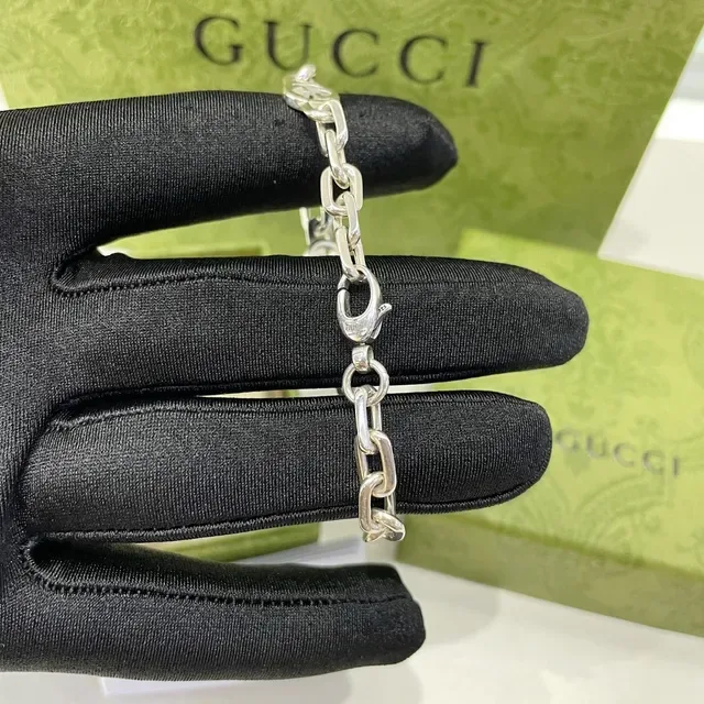 Gucci Interlocking G Silver Chain Bracelet 3