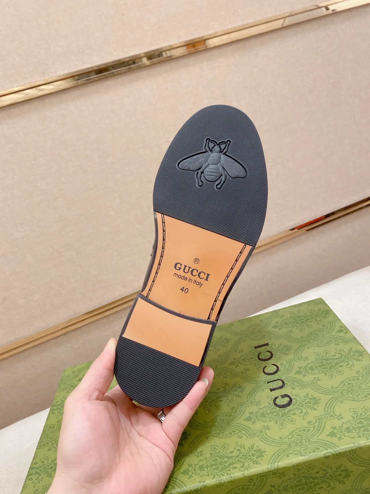 Gucci loafer noir vert cuir patenté brillant bride penny loafer 3
