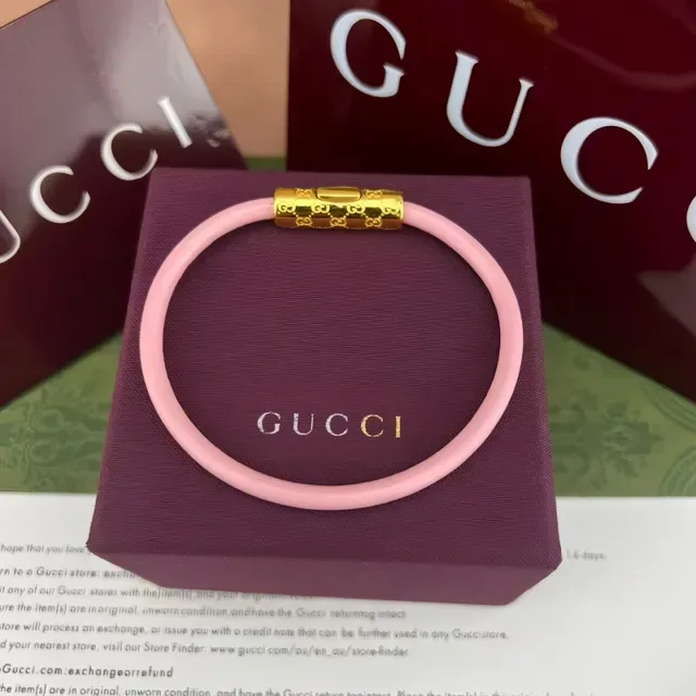 Gucci Navy Silver Pulsera de Cuero Redonda con Cordón Cilíndrico Broche Grabado en Metal 4