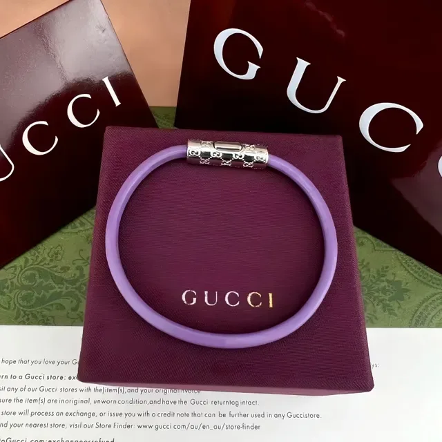 Gucci Navy Silver Pulsera de Cuero Redonda con Cordón Cilíndrico Broche Grabado en Metal 13