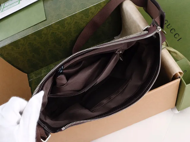 Gucci Ophidia Beige Brown GG Monogram Canvas Leather Trim Messenger Bag 3