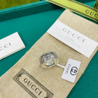 Gucci 精雕华丽银色宽边戒指
