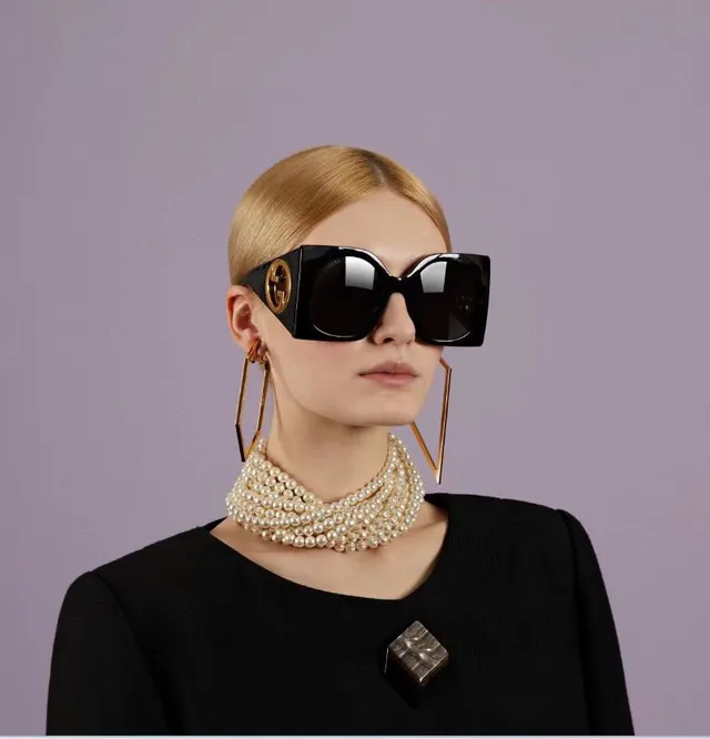 Gucci Oversized Geometric Square Black Frame Gray-Green Gradient Sunglasses 2