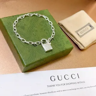 Gucci Padlock Silver-Tone Chain Bracelet