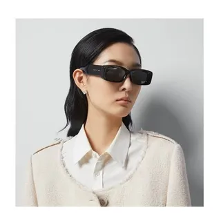 Gucci Rectangular Narrow Frame White Sunglasses 8