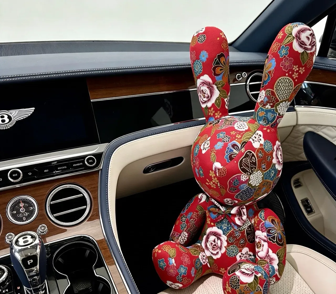 Gucci Bolso Rojo Multicolor Conejo Peluche Patchwork Floral 4