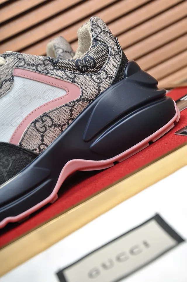 Gucci Rhyton GG Monogram Bordure Rose Sneakers Épaisses 6