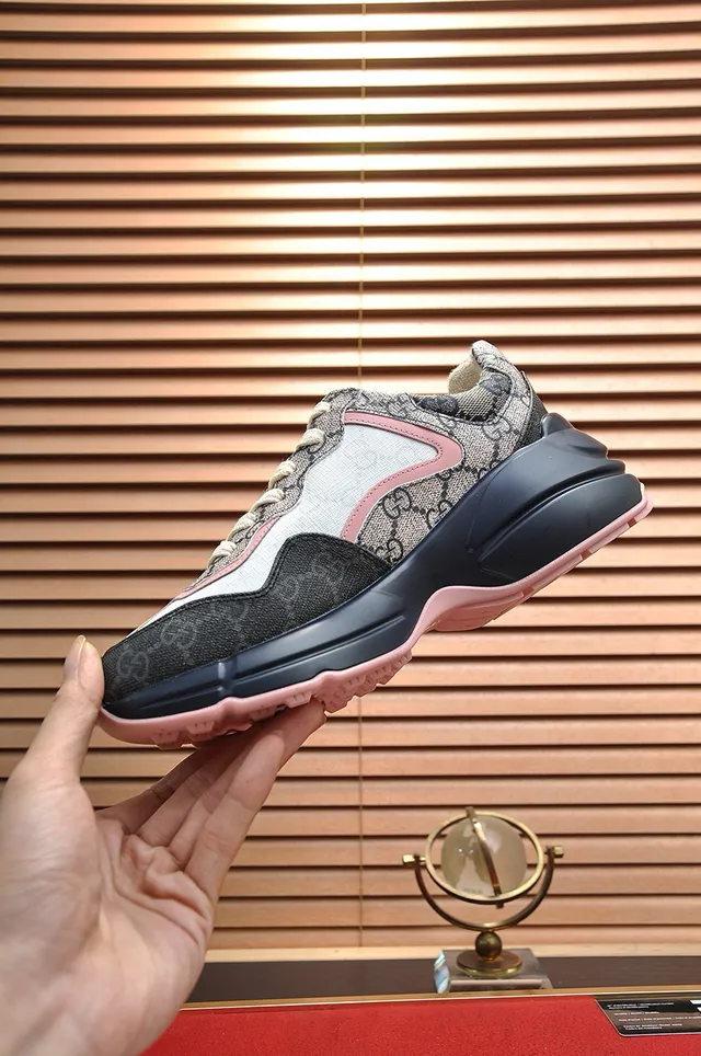 Gucci Rhyton GG Monogram Bordure Rose Sneakers Épaisses 9