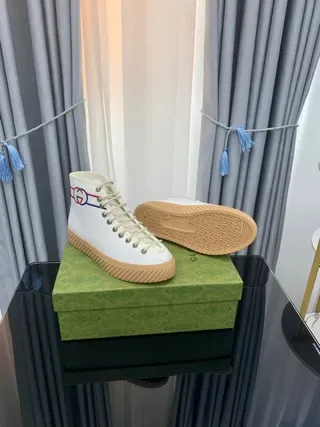Gucci Rhyton Zapatillas Lifestyle Blancas Rojas Azules Rayadas de Alto 5