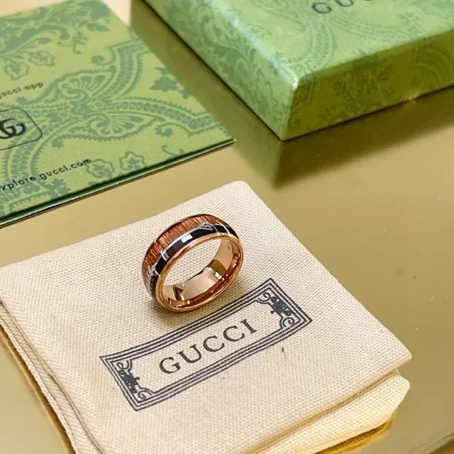 Gucci Rose Gold Wood Inlay Multi-Stripe Ring 9