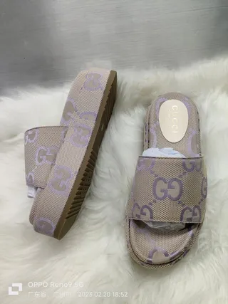 Gucci Screener beige et violet GG Monogram Canvas pantoufles 6