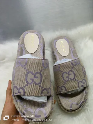 Gucci Screener beige et violet GG Monogram Canvas pantoufles 7