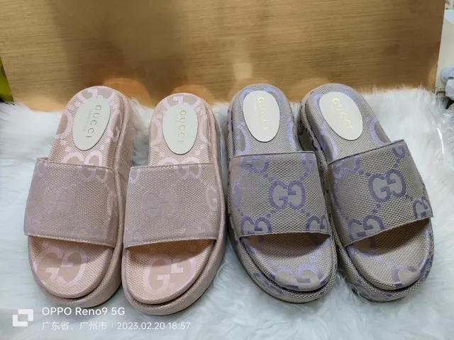 Gucci Screener beige et violet GG Monogram Canvas pantoufles 8