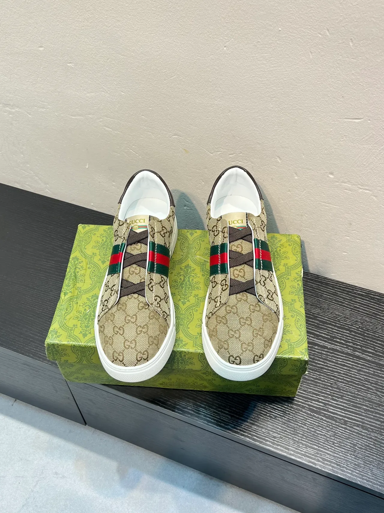 Gucci Screener bege GG Monogram canvas Slip-On Lifestyle sneakers 2