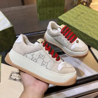 Gucci Screener Beige GG Monogram Web Stripe zapatillas lifestyle