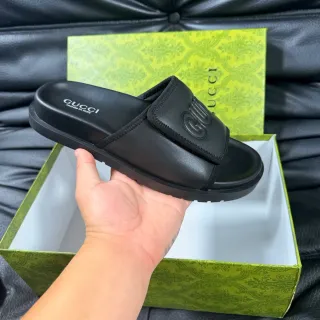Gucci Screener Preto Embossed GG Logo Pantufas