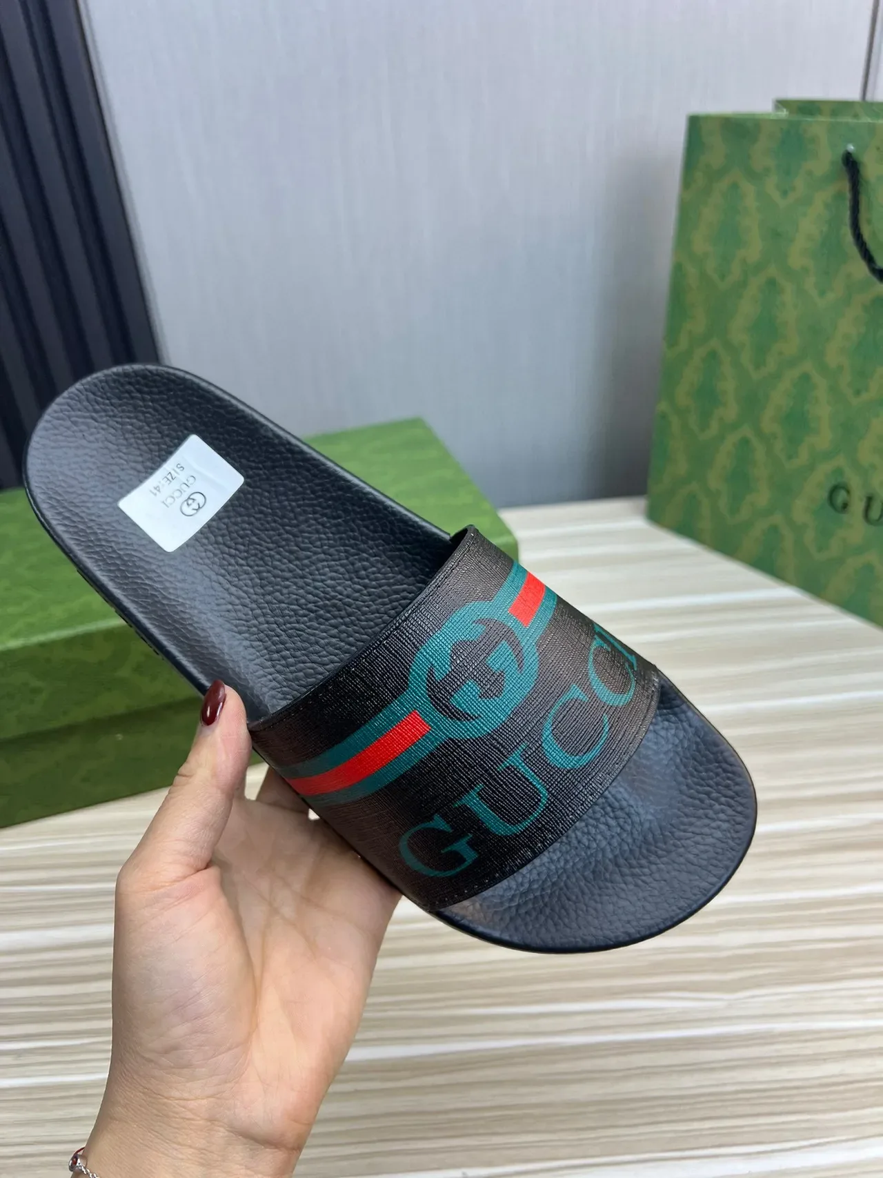 Gucci Screener Black Green Pebbled Sole Web Stripe Strap Slippers 4