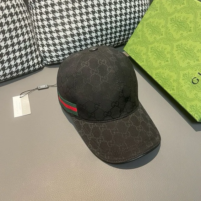 Gucci Screener GG Monogram Black Web Stripe 棒球帽 3