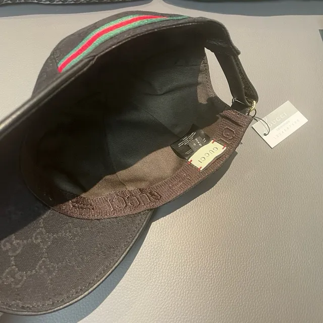 Gucci Screener GG Monogram Black Web Stripe 棒球帽 7