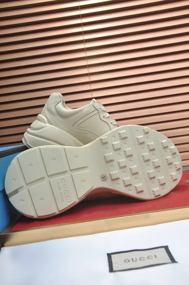 Zapatillas chunky Gucci Screener con impresión de logo Off-White 2