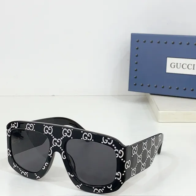 Gucci Screener Lunettes optiques en acétate transparentes Oversized 4