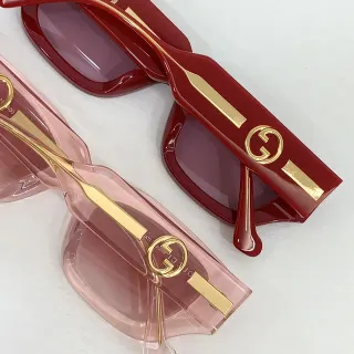Gucci Screener أحمر وردي إطار مستطيل أسيتات سميك عيدان نظارات شمسية
