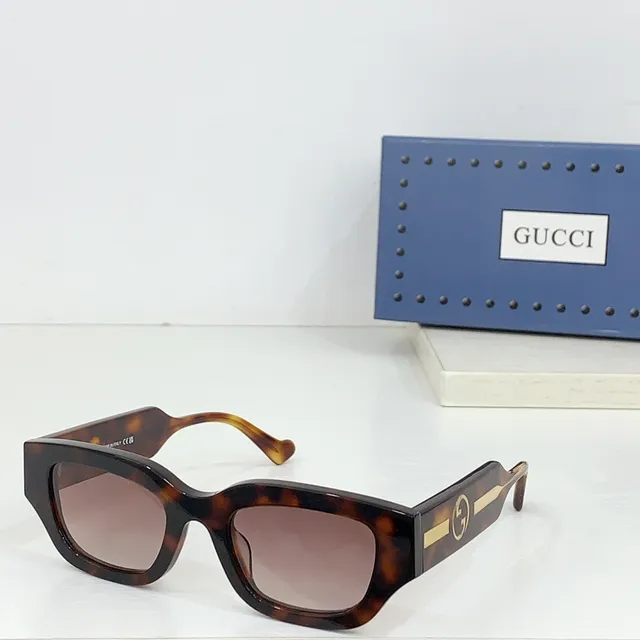 Gucci Screener Vermelho Rosa Moldura Retangular de Acetato Grosso Patas Óculos de Sol 6
