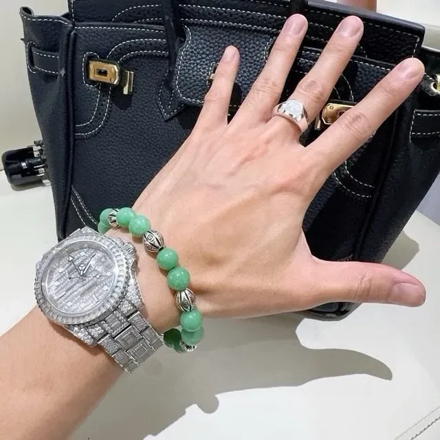 Gucci Bague Signet Dorée Bouclier Logo Gravé 5