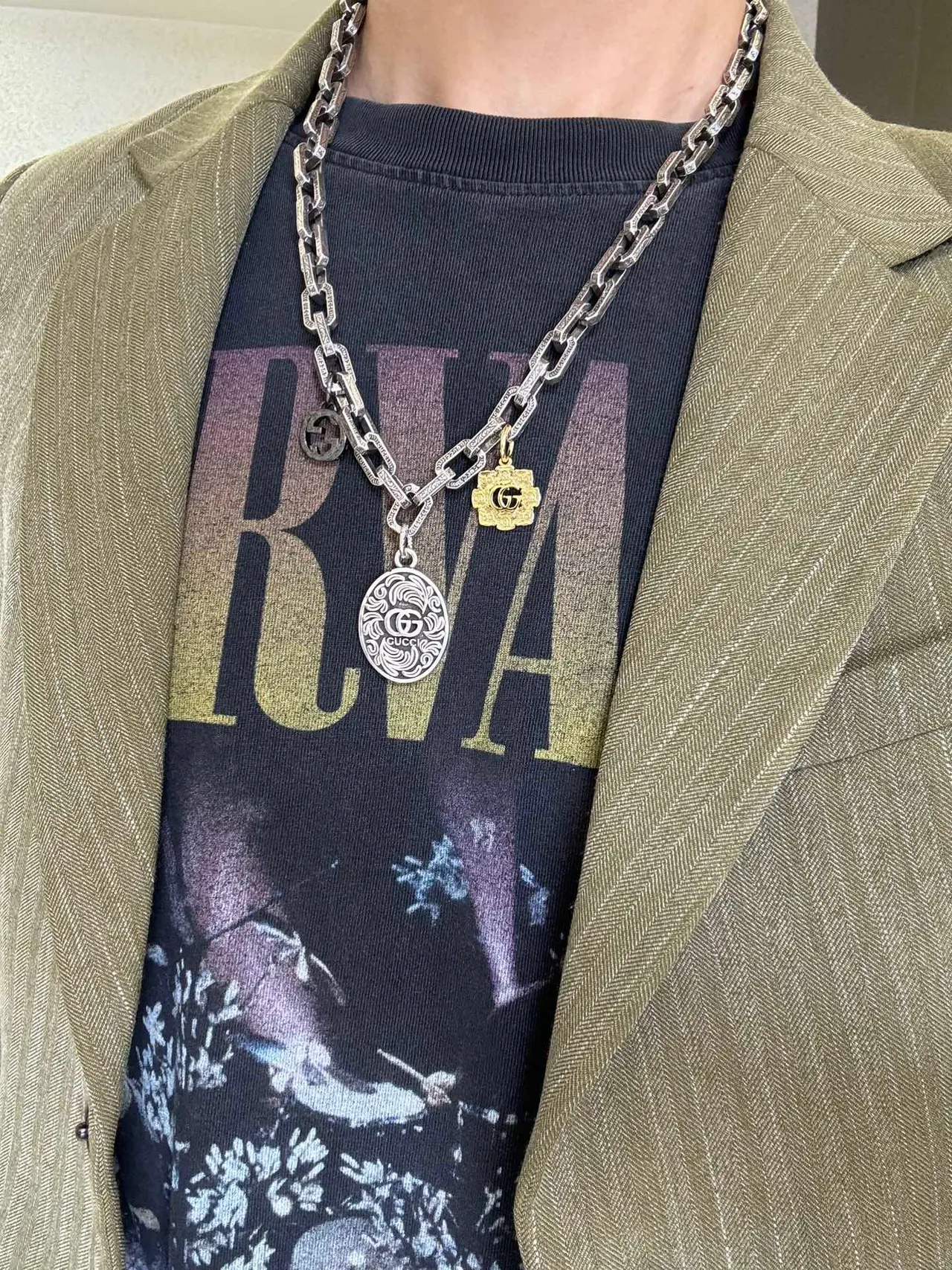 Gucci Silver Yellow Ornate Link Chain GG Logo Charms Necklace 4