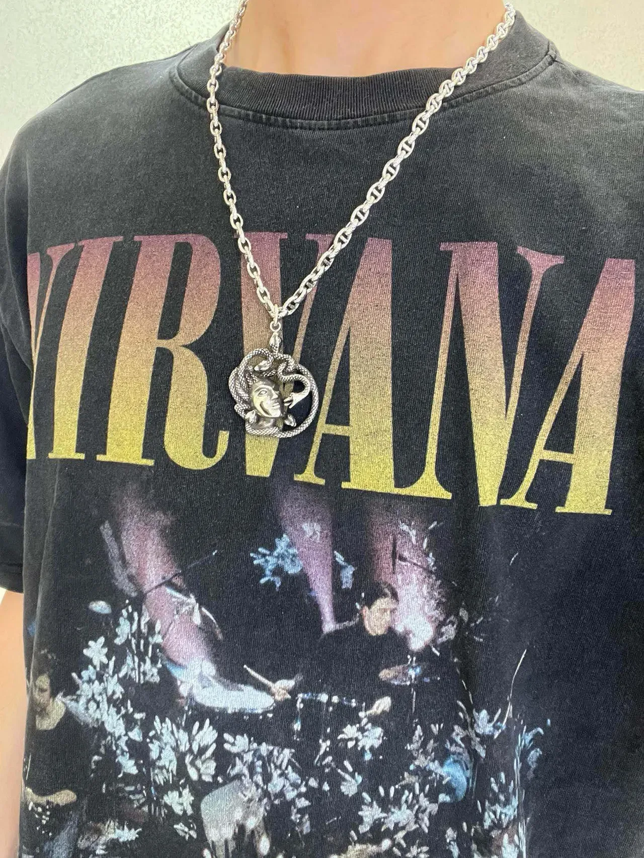 Gucci Collier Avec Pendentif Sculptural Enveloppé En Serpent 6