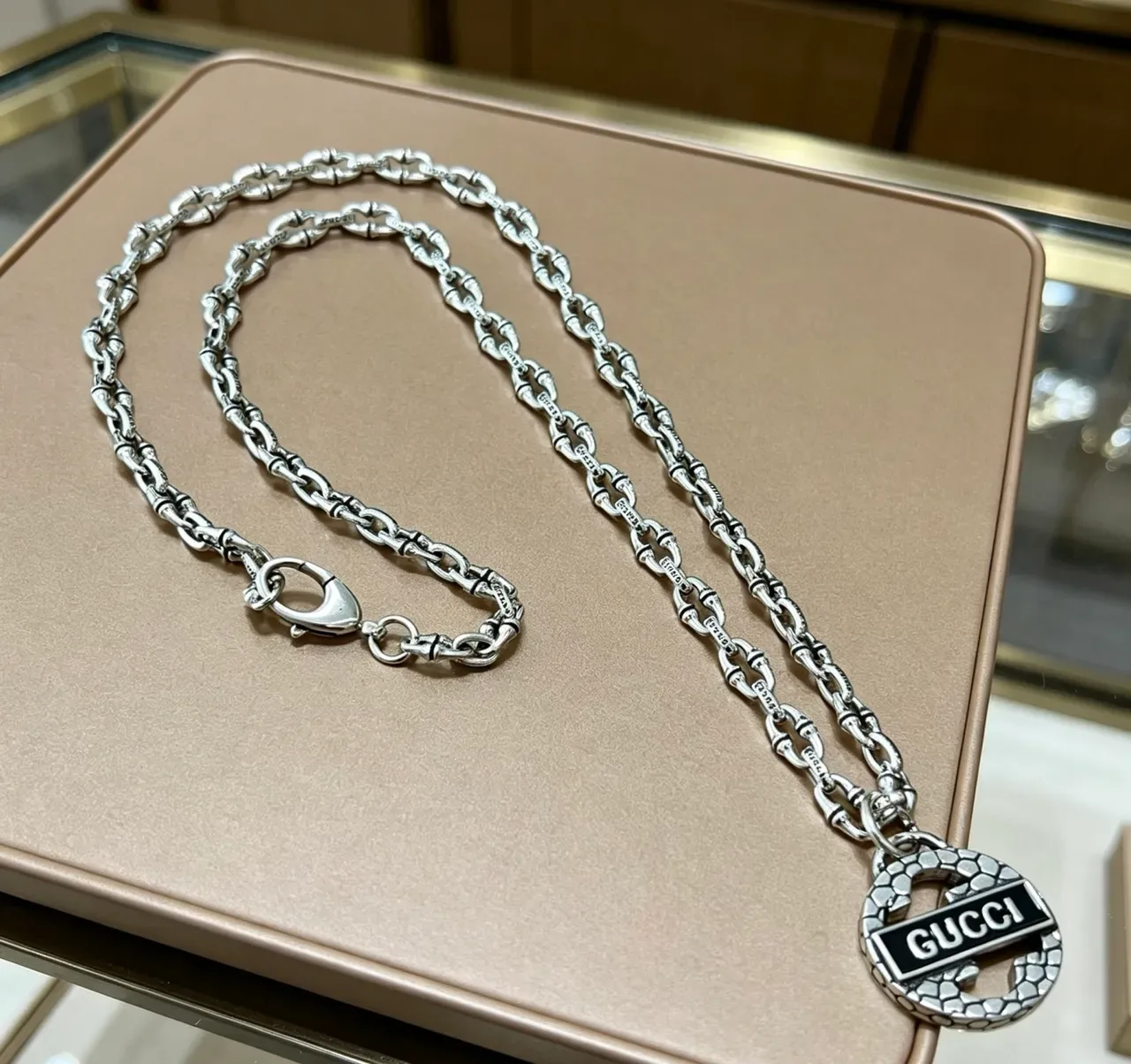 Gucci Snakeskin-Textured Interlocking G Pendant Necklace 8