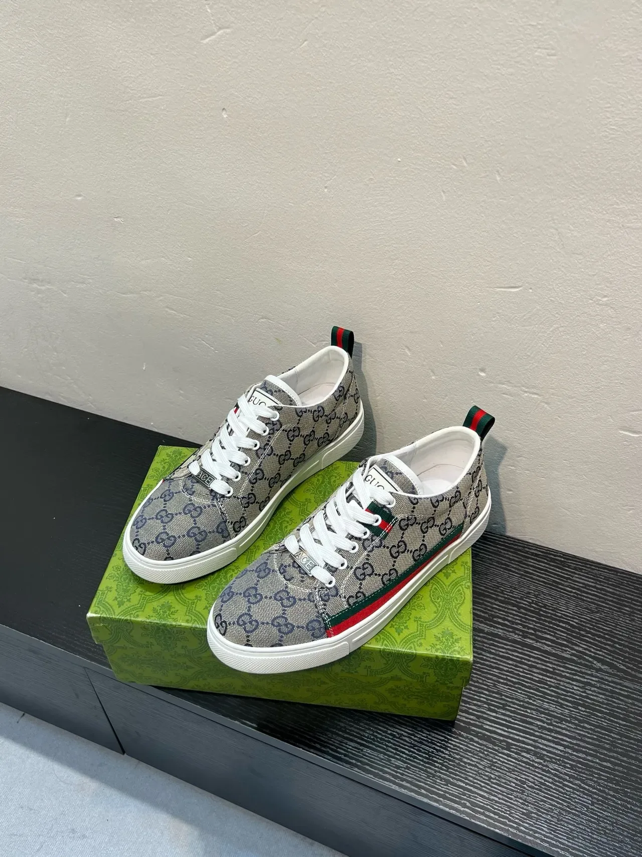 Gucci Tennis 1977 Beige GG Supreme Canvas Zapatillas Lifestyle 3