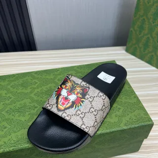 Gucci Tiger GG Canvas Slide Slipper