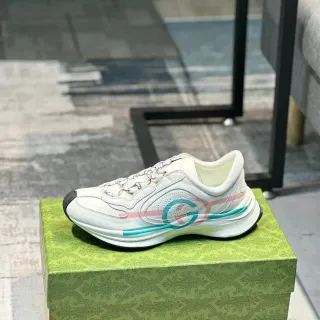 Gucci 白粉低帮 穿孔 logo 面板 生活休闲鞋