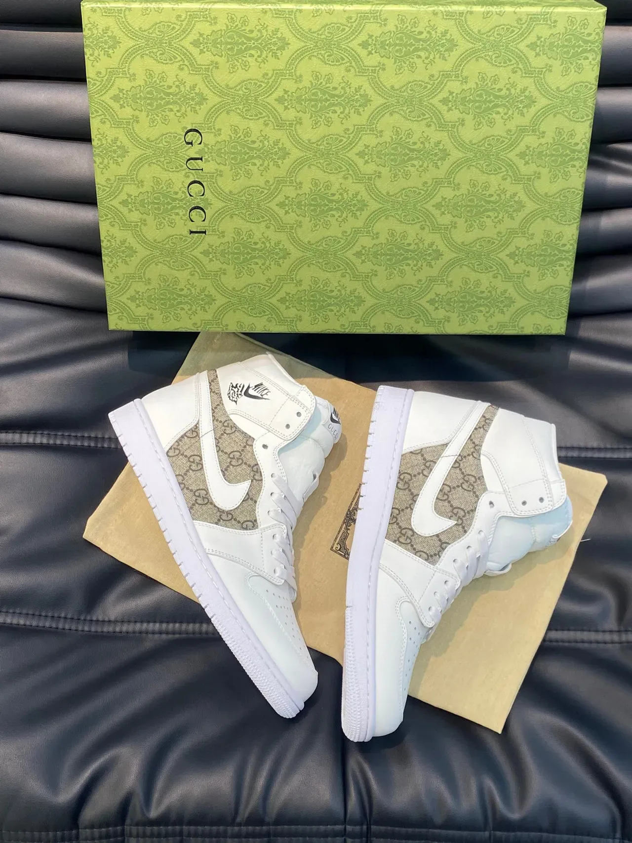 Gucci x Nike Air Jordan 1 Branco GG Monograma Lifestyle Sneakers 4