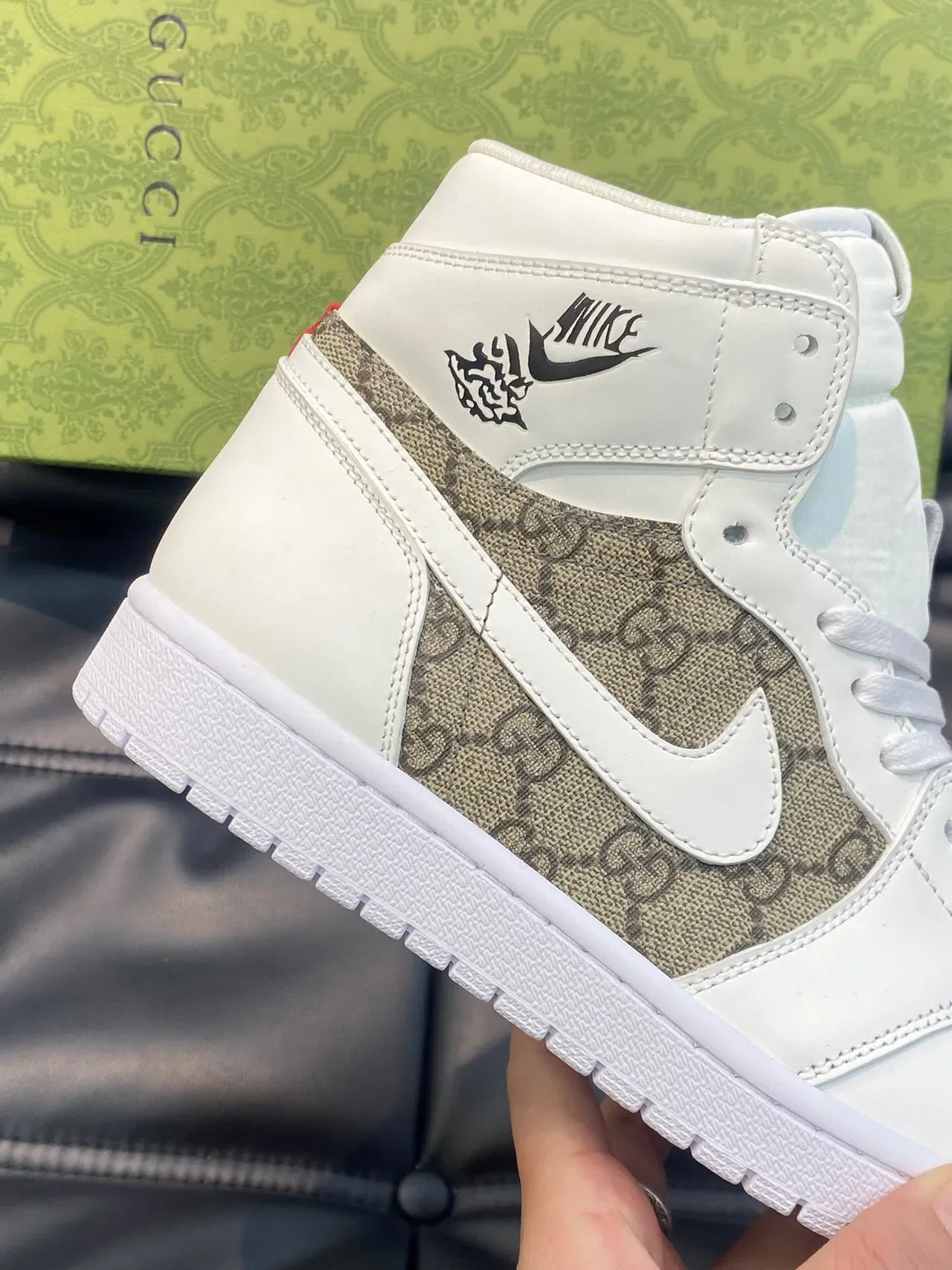 Gucci x Nike Air Jordan 1 Branco GG Monograma Lifestyle Sneakers 8