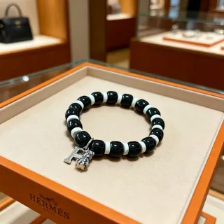 Hermès 黑白串珠魅力手链