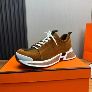 Hermès 棕白麂皮鞋面系带生活休闲鞋